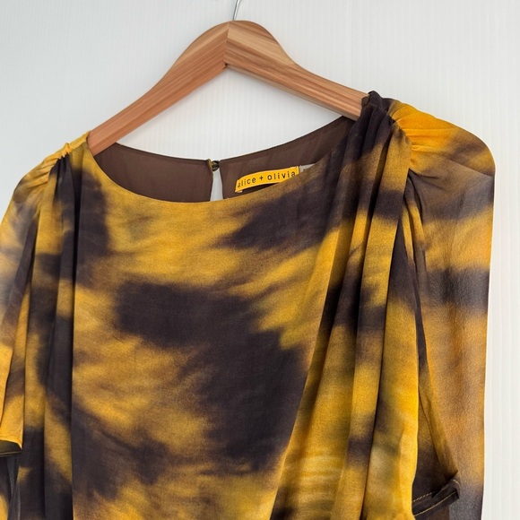 🆕 Alice + Olivia Silk Chiffon Kimono Sleeve Blouson yellow NWT size small - Picture 2 of 13